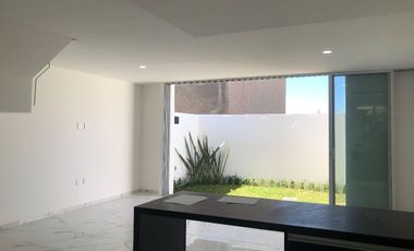 Residencia nueva en coto