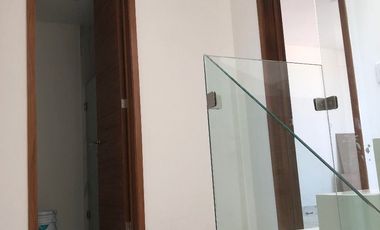 Residencia nueva en coto