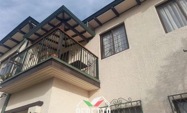 Casa en venta de 6 dorm. en Viña del Mar, AGUA SANTA