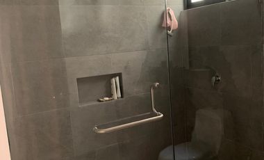 ¡Bella Residencia! en Vista Real! Aprovecha