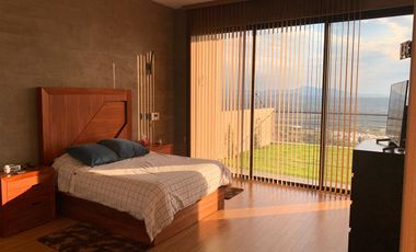 ¡Bella Residencia! en Vista Real! Aprovecha
