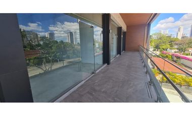 LOCAL EN ALTOS DEL GOLF SAN FRANCISCO  SANTA ELENA STRIP