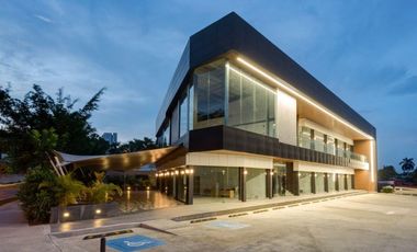 LOCAL EN ALTOS DEL GOLF SAN FRANCISCO  SANTA ELENA STRIP