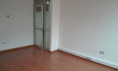 Oficina en Arriendo en Edificio Bandera