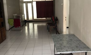 Di Sewakan Rumah Kutisari Indah Selatan, Siap huni