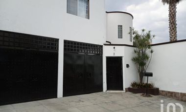 Casa en venta en fraccionamiento Real de Tetela Cuernavaca
