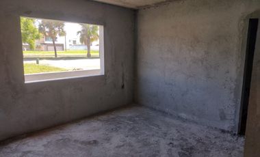 CASA EN OBRA GRIS EN VENTA EN EL FRACC. LAS PALMAS EN MEDELLIN,VER.