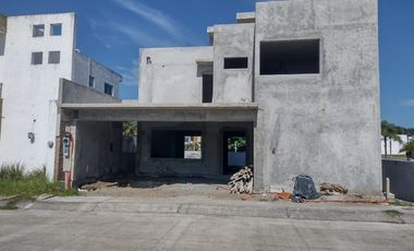 CASA EN OBRA GRIS EN VENTA EN EL FRACC. LAS PALMAS EN MEDELLIN,VER.