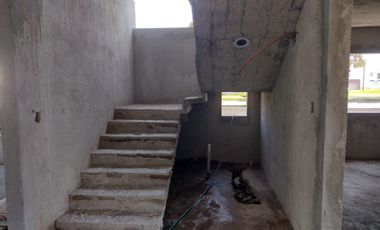 CASA EN OBRA GRIS EN VENTA EN EL FRACC. LAS PALMAS EN MEDELLIN,VER.