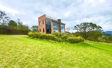 casa en arriendo en vereda mercenario porvenir. Cod A4964