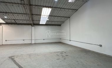 bodega en arriendo en candelaria. Cod A775861