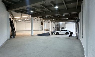 bodega en arriendo en candelaria. Cod A775861