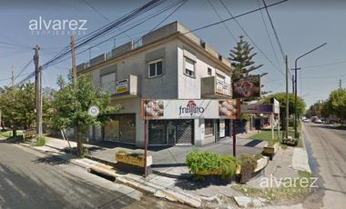 Venta En Bloque De 3 Locales Y 3 Viviendas Ituzaingo Retasado Oportunidad