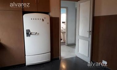 Venta En Bloque De 3 Locales Y 3 Viviendas Ituzaingo Retasado Oportunidad
