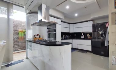 casa en venta en heliopolis. Cod V29455