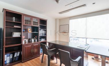 oficina en arriendo/venta en chico norte. Cod A1324