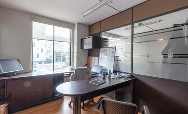 oficina en arriendo/venta en chico norte. Cod A1324