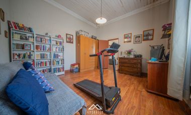 Oportunidad única en San Miguel: ideal para vivir, emprender o invertir.