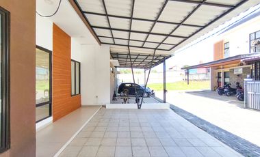 Rumah 2 Lt SHM Hadap Utara 15 Mnt ke Paradise Walk Serpong J-49571