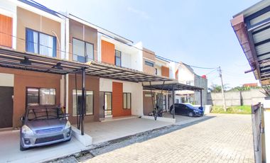 Rumah 2 Lt SHM Hadap Utara 15 Mnt ke Paradise Walk Serpong J-49571