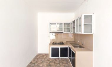 Rumah 2 Lt SHM Hadap Utara 15 Mnt ke Paradise Walk Serpong J-49571