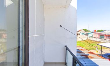Rumah 2 Lt SHM Hadap Utara 15 Mnt ke Paradise Walk Serpong J-49571