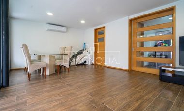 Casa en venta de 5 dorm. en Colina