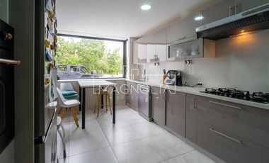 Casa en venta de 5 dorm. en Colina
