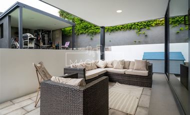 Casa en venta de 5 dorm. en Colina