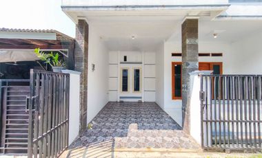 Rumah 15 menit ke Stasiun Bojong Gede SHM Dibantu KPR J-38067