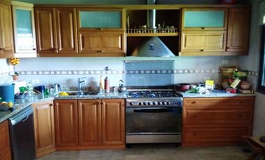 Excelente Chalet  con detalles de categoría en san justo . RETASADO OPORTUNIDAD. VENTA URGENTE