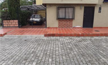 VENNTA CASA 130 mts2 LA CEJA SECTOR LA CRUZ