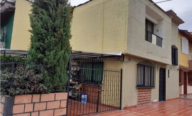 VENNTA CASA 130 mts2 LA CEJA SECTOR LA CRUZ