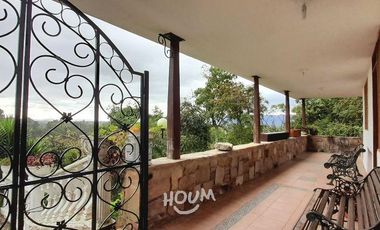 Casa La Floresta de La Sabana, Paseo de los Libertadores ID: 164158r