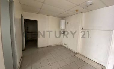 Se arrienda amplio local comercial sector centro ubicaciòn estratègica