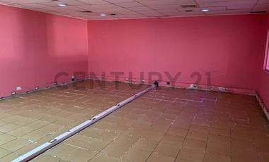 Se arrienda amplio local comercial sector centro ubicaciòn estratègica
