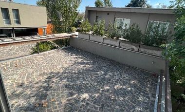Casa PH en venta en Hurlingham