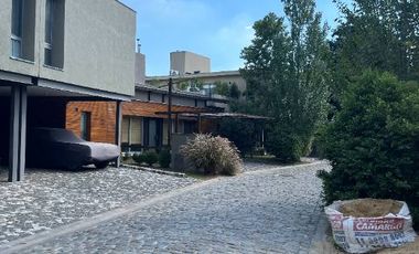 Casa PH en venta en Hurlingham