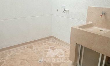 casa en arriendo en estadio. Cod A63338