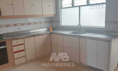 casa en arriendo en estadio. Cod A63338