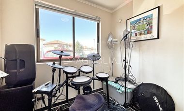 Casa en venta de 3 dorm. en Colina