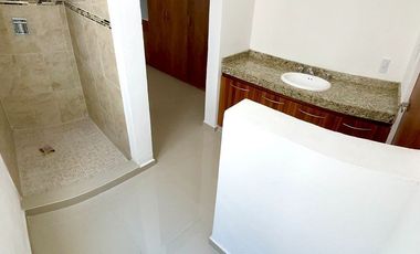 Casa en venta dentro de fraccionamiento, alberca común, JIutepec