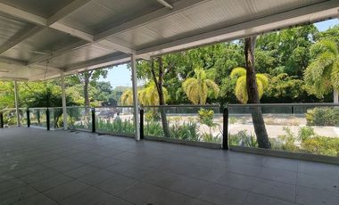 LOCAL COMERCIAL/ OFICINAS