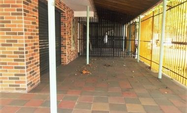 PR11608 SE VENDE LOCAL EN SECTOR DE GUAYABAL