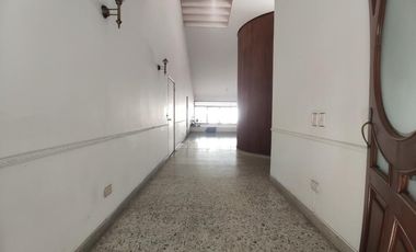 casa en venta en barrio blanco. Cod V22437