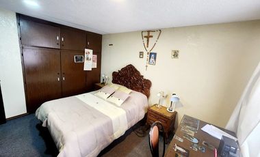 CASA EL BATAN RESIDENCIAL CON 8 DORMITORIOS