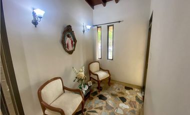 SE VENDE O ARRIENDA CASA ESQUINERA EN EL BARRIO JARDIN