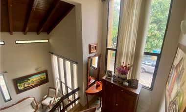 SE VENDE O ARRIENDA CASA ESQUINERA EN EL BARRIO JARDIN