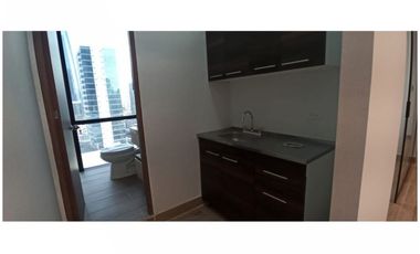 HERMOSAS OFICINAS EN CALLE 50 DESDE 92,94,Y 97 METROS -I.G.