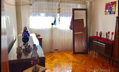 DEPARTAMENTO 4 AMB/ DEPENDENCIA/ 3 BAÑOS/COCHERA/2 BALCONES/VISTA ABIERTA
